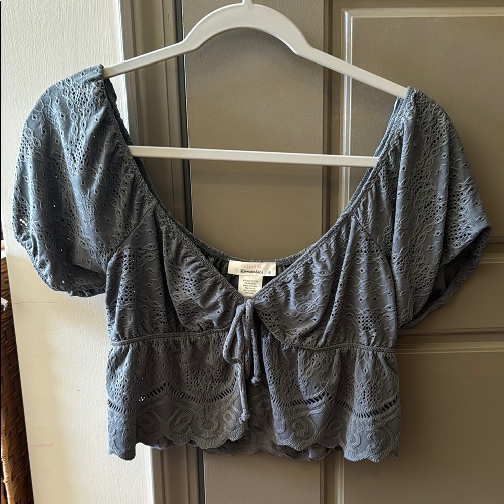 Cropped short sleeve